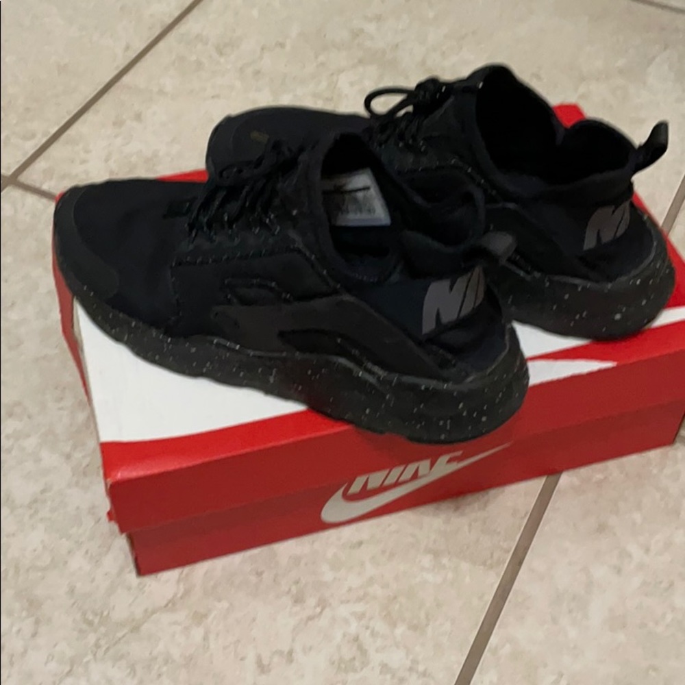 Nike W-Air Huarache Run Ultra Shoes